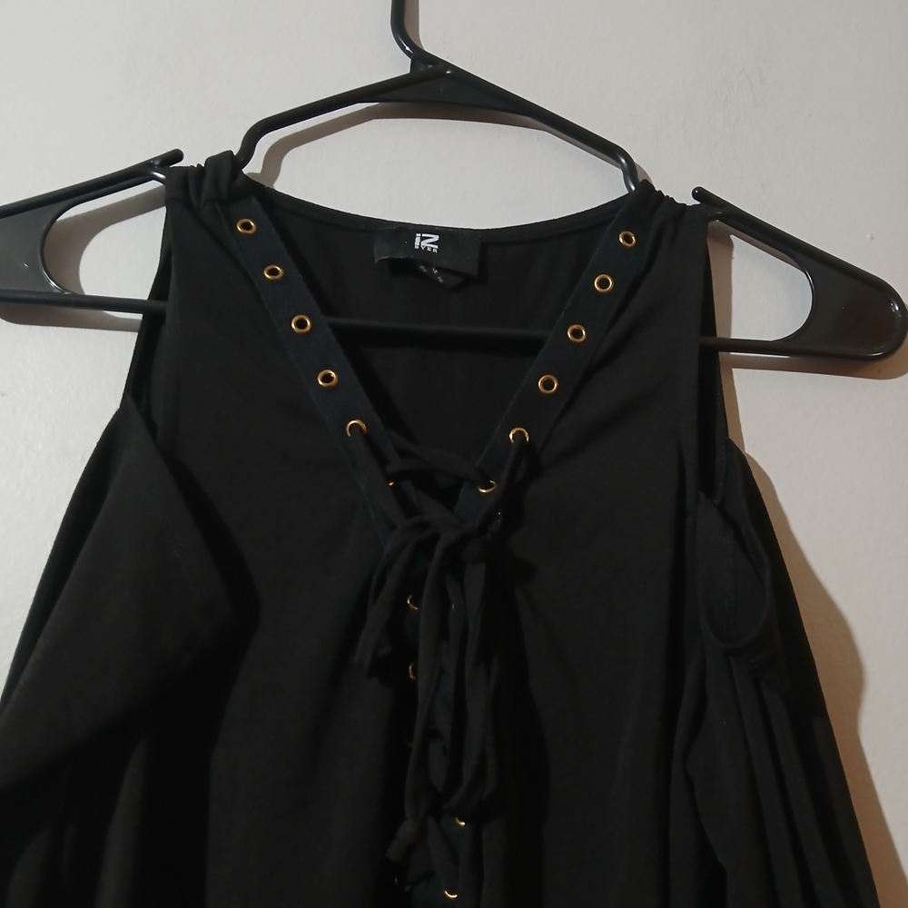 Iz Byer Black Cold Shoulder Lace-Up Blouse Women's Size XL Goth Grunge - Picture 3 of 5